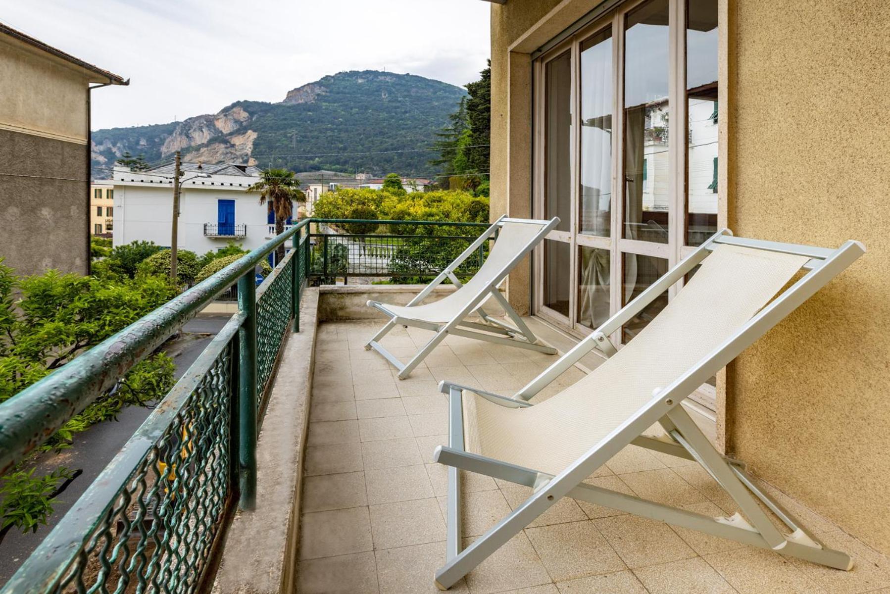 Casa Romeo Appartamento Con Posto Auto Finale Ligure Dış mekan fotoğraf